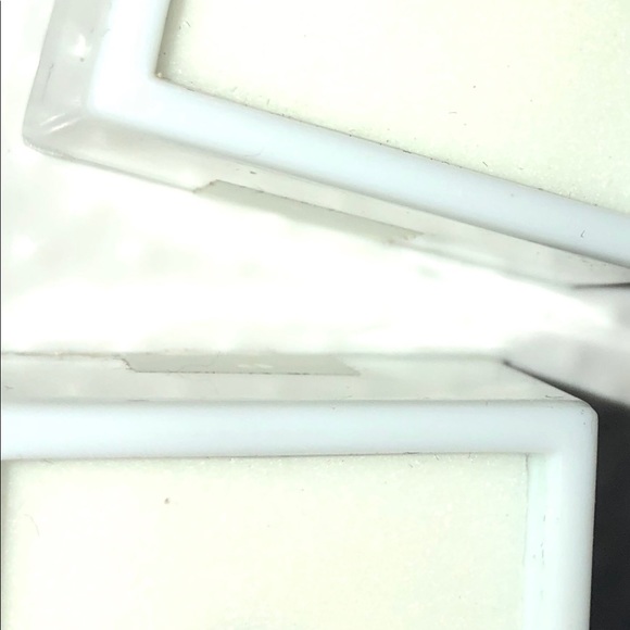 Tanzanite Loose Gemstones. 1.10 ctw. - Picture 2 of 3